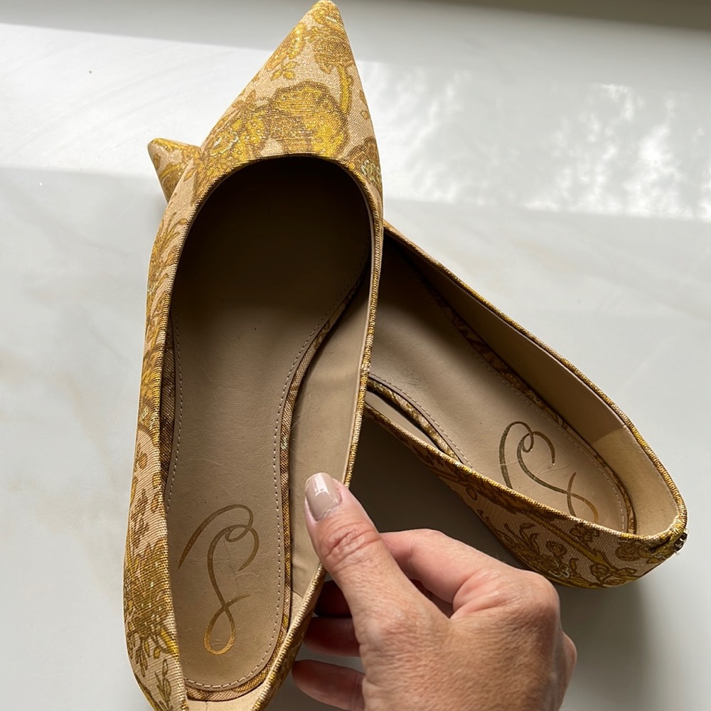 Size 9.5 Sam Edelman printed flats